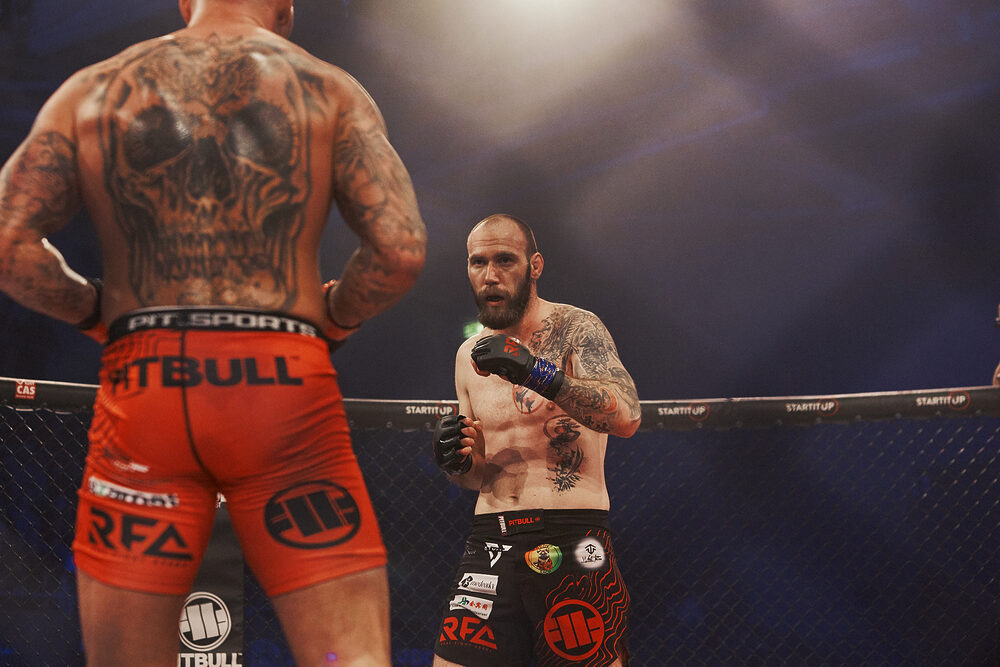Na záver kariéry chce do toho vrhnúť všetko: Český Superman absolvuje MMA premiéru v RFA