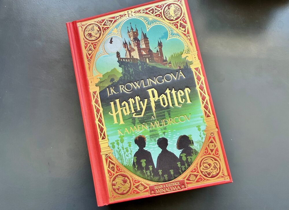 Harry Potter a Kameň mudrcov: ilustrovaný a s interaktívnymi prvkami!