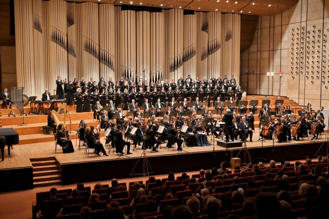 Symfonický orchester Slovenského rozhlasu predstaví na 3. koncerte 96. koncertnej sezóny diela Straussa, de Fallu a Debussyho