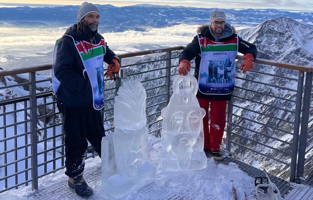 Na Lomnickom štíte vyrástli dve sochy