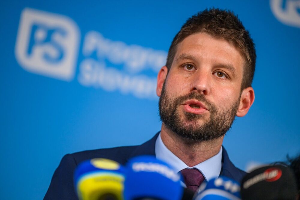 Vyhlásenie predsedu PS Michala Šimečka!