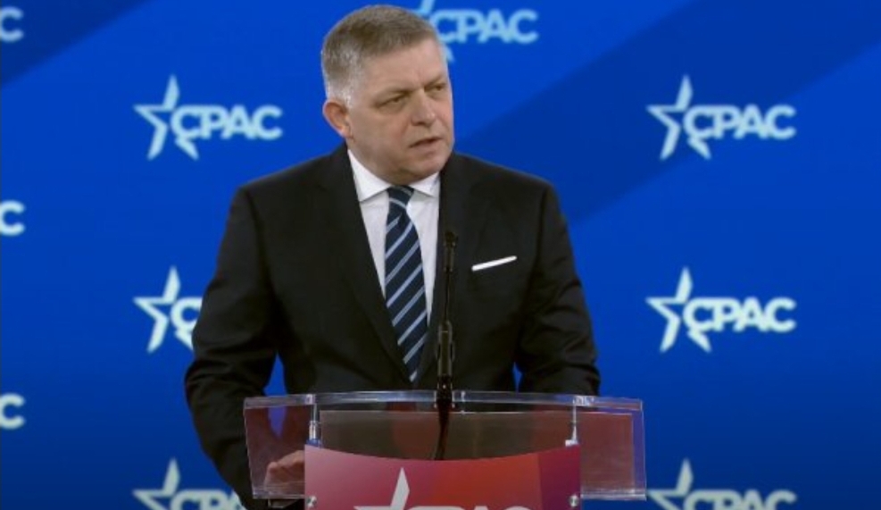 Fico vo Washingtone chválil Trumpa a varoval pred novým Hitlerom: „Rusko malo vážne dôvody na inváziu!“