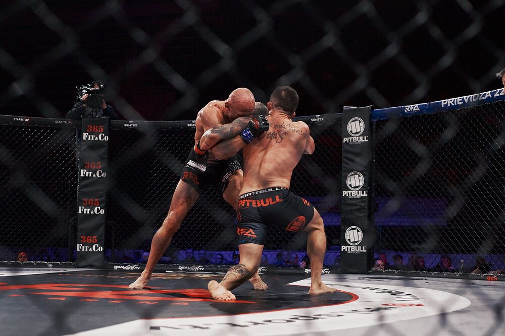 Najlepší MMA zápas v histórii RFA? Spoznáme nového šampióna welterovej váhy