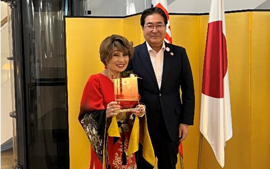 18. Cena veľvyslanca Japonska bola udelená pani Masumi Ormandy!