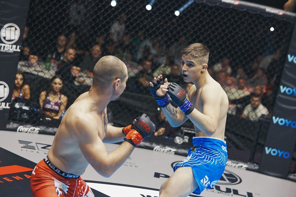 Výzva na zápas o titul RFA: Neporazený český talent chce zápas s bývalým UFC bojovníkom