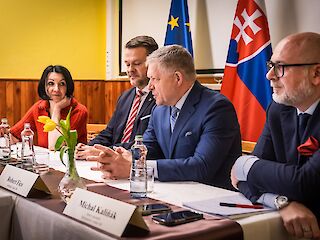 Vláda opäť vycestovala do regiónu, tentokrát sa zamerala na okresy Banská Štiavnica a Žarnovica