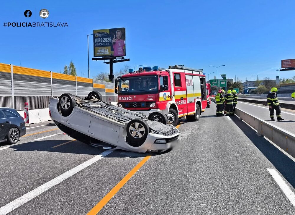 AKTUÁLNE: DOPRAVNÉ OBMEDZENIE NA D2 SMER ČESKÁ REPUBLIKA