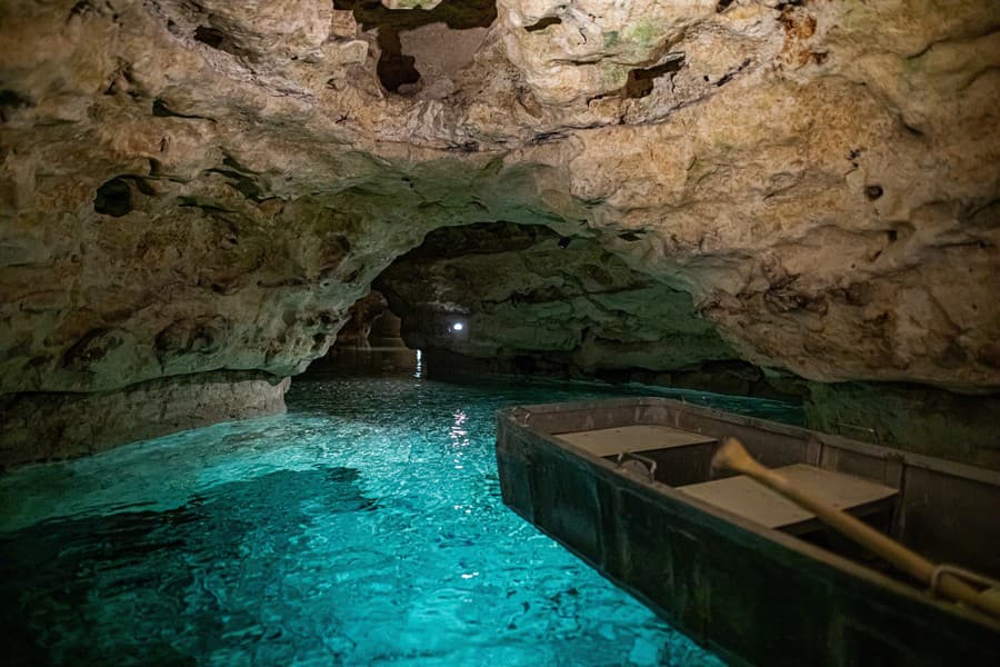 Skrytý svet Maďarska: Objavte jeho unikátne jaskyne