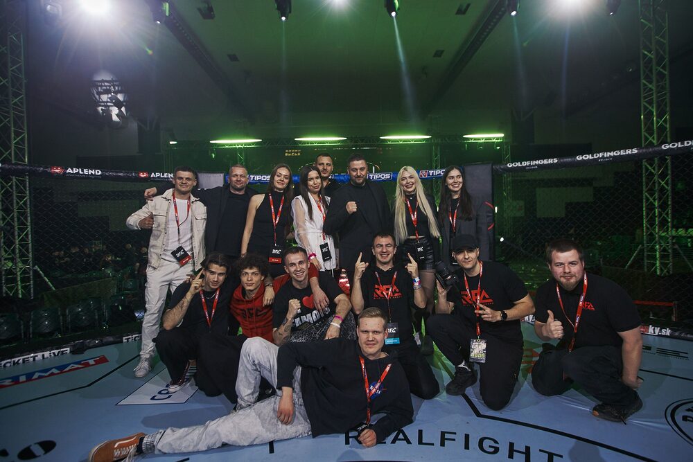 Neporazená hviezda potvrdila post jednotky: Martin Kozák sa stal novým šampiónom RFA!